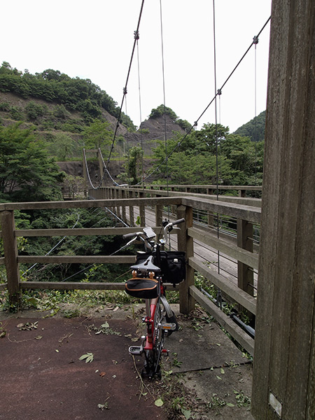 龍化吊橋