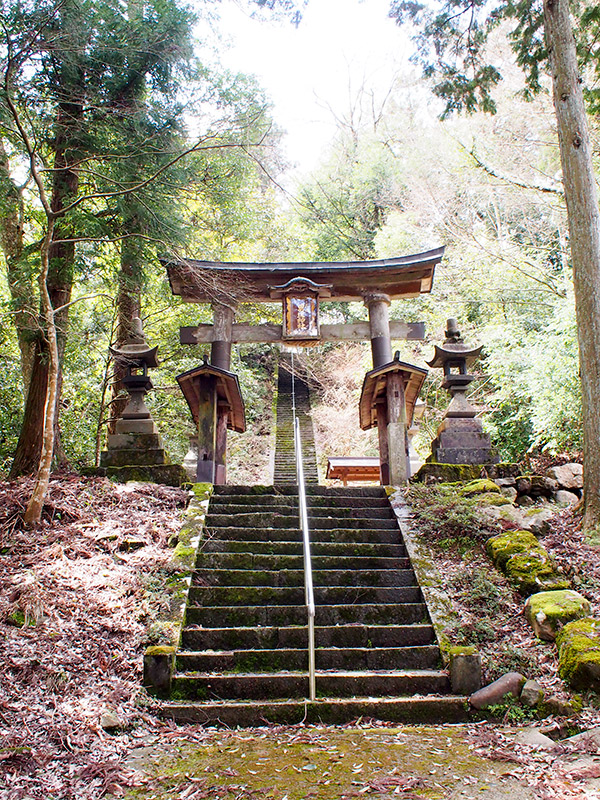 男坂神社