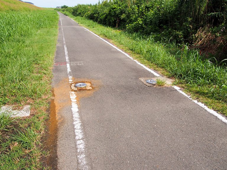 ここ から 京橋 まで 自転車